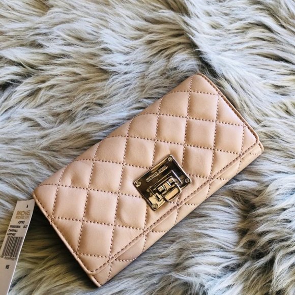 NWT Michael Kors Astrid Quilted leather wallet - Picture 7 of 7